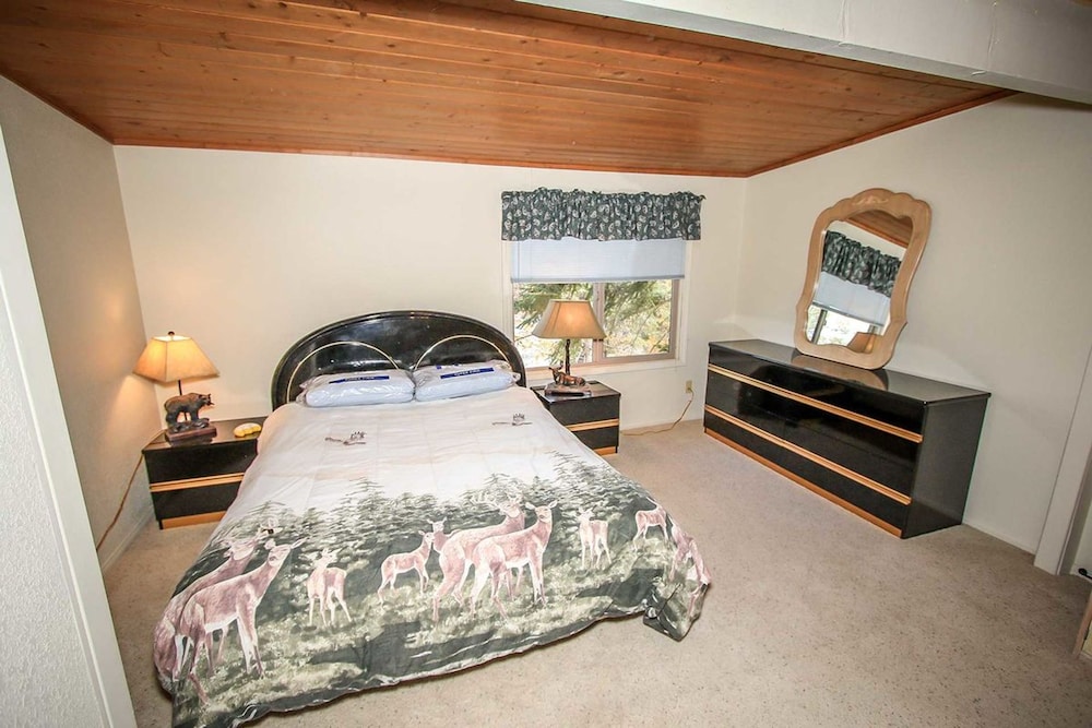 Summit Comfort-1571 by Big Bear Vacations view 3