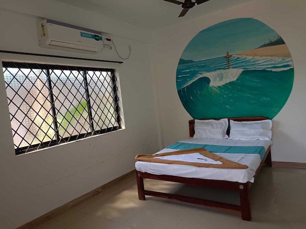 Wood Castle Arambol
