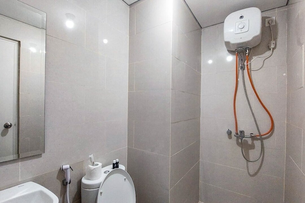 Gorgeous And Homey 1Br Apartment At Podomoro City Deli Medan