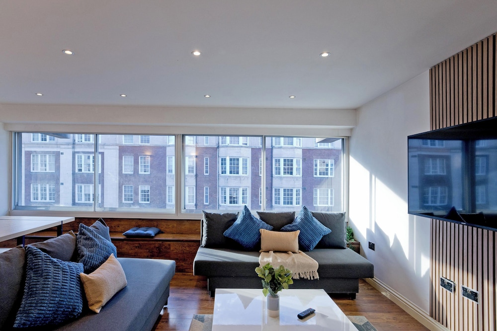 Imperial Queensborough Terrace