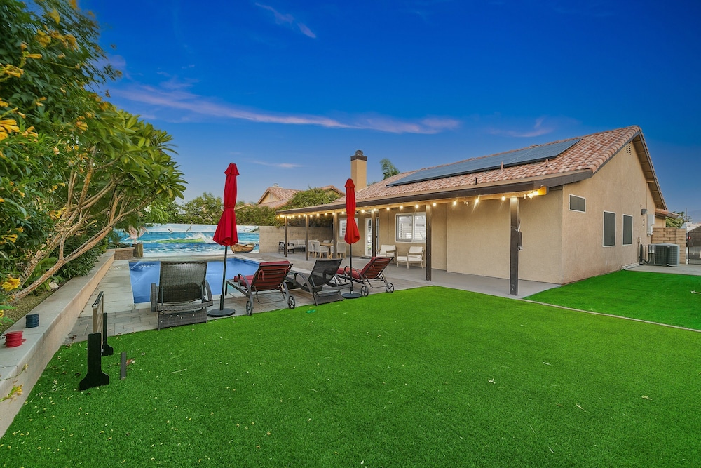 Desert Oasis Retreat Palm Meadows Gem 3 Bedroom Home