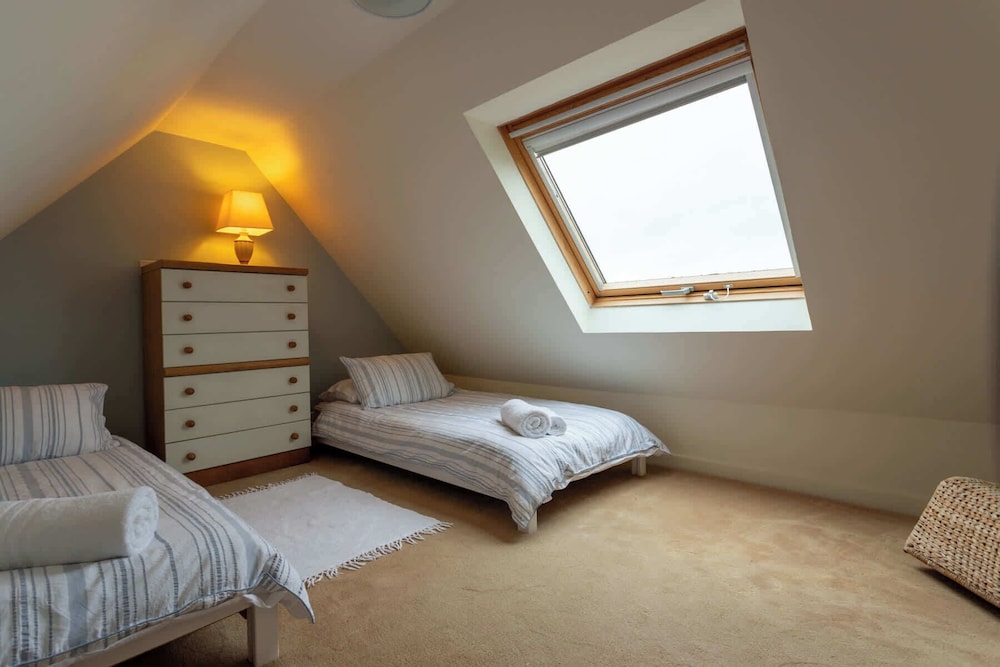 New Cross Keys House - Cosy 4-bed Cottage in Kirk Yetholm