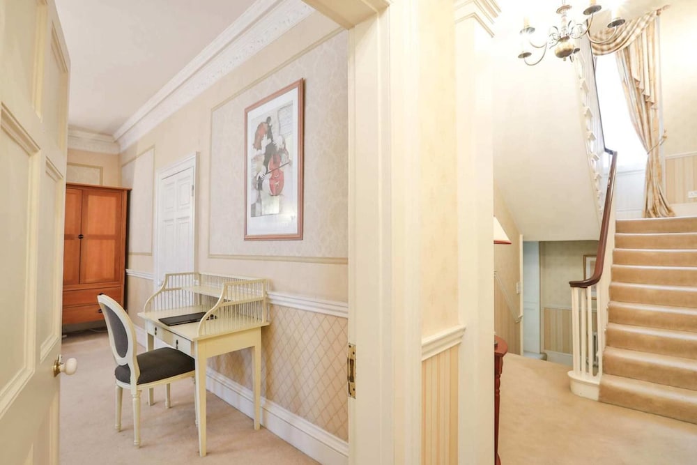 hotel reception