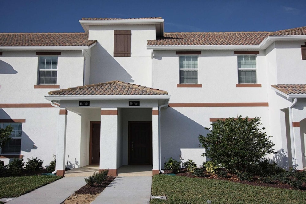 1566 Champions Gate - Image 1