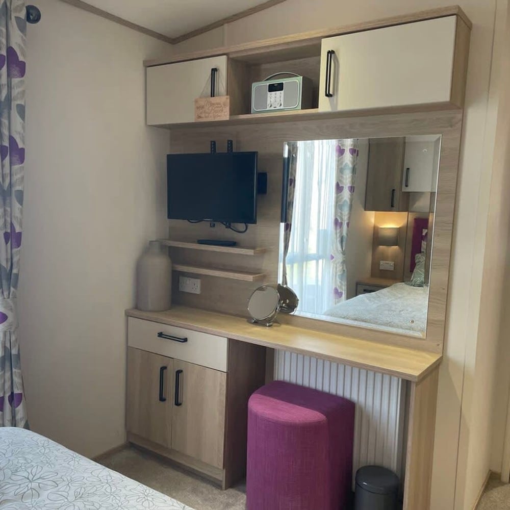 74 Bayside Cove Pevensey Bay Holiday Park
