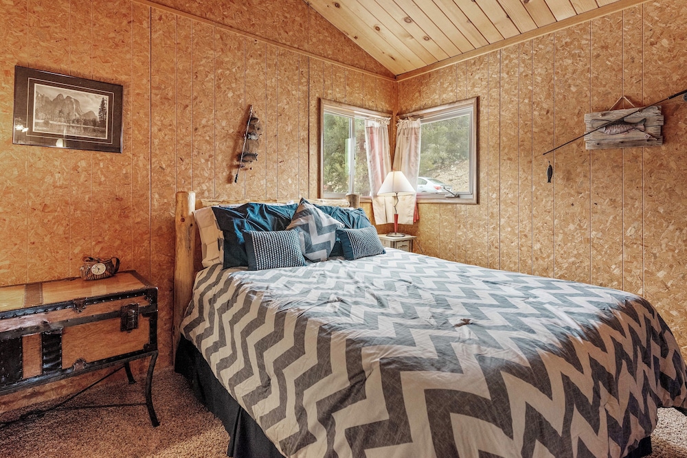 Forest Edge Retreat
