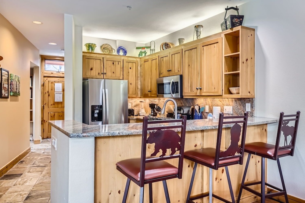 8712 Ski Tip Townhomes 3 Bedroom Townhouse