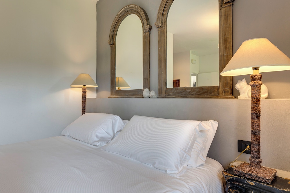 Entire Hilltop Villa With Private Pool In Palazzuolo Sul Senio