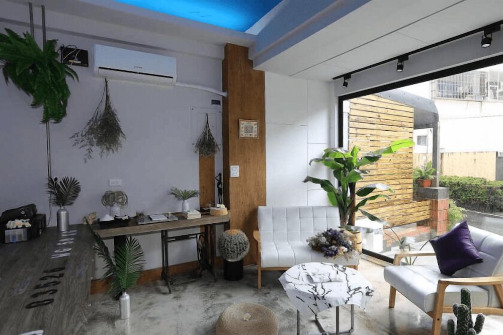 Fas Glass House B&B