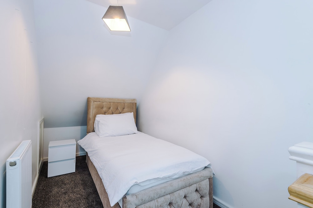 3br-walktocitycentre-garden-freeparking