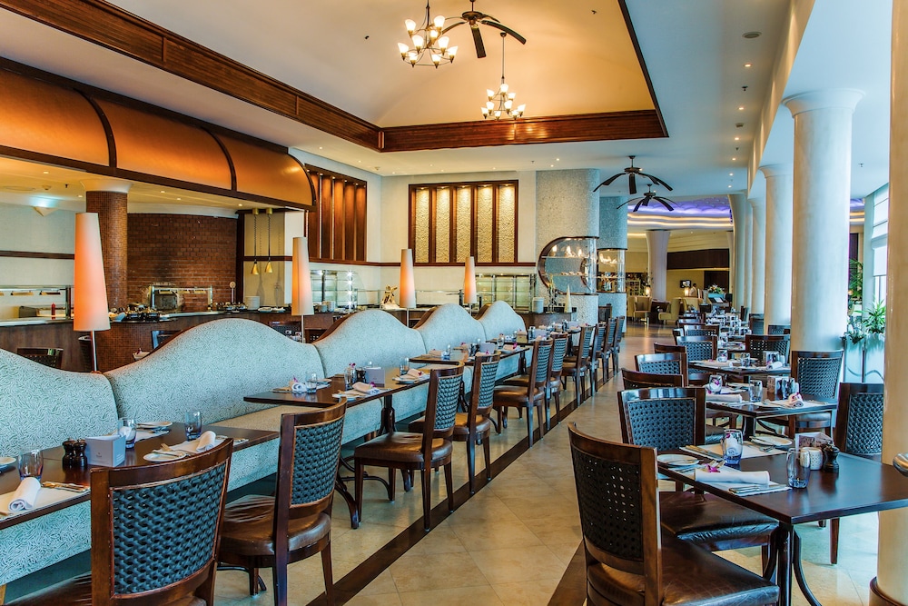 Danat Jebel Dhanna Resort