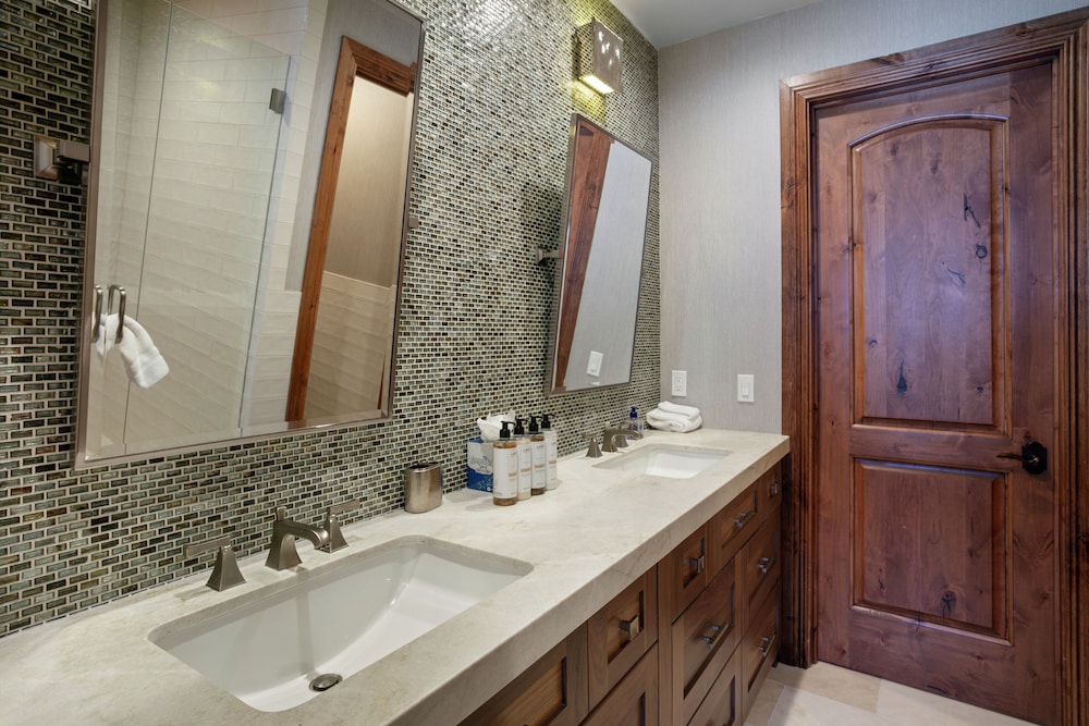 504 - Five Bedroom Penthouse Grand Lodge 5 Condo