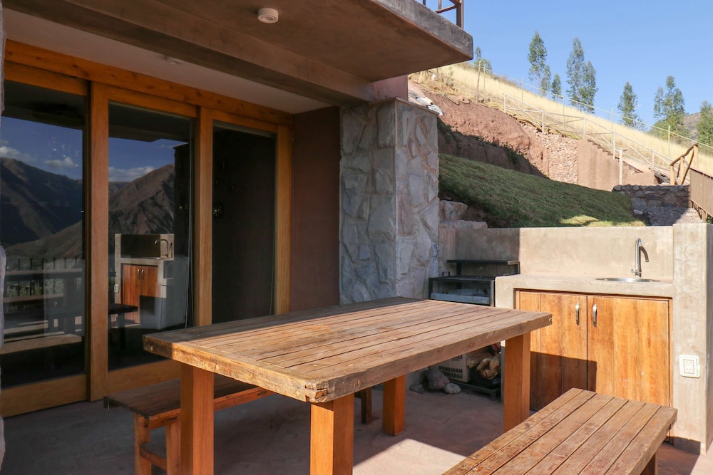 w Splendid 3BR House in Villa Sagrado