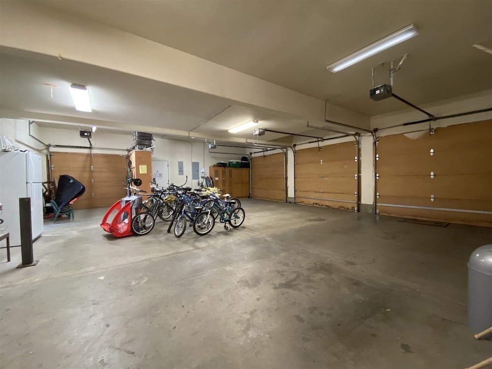 Winners Circle 30 5 Bedroom Home