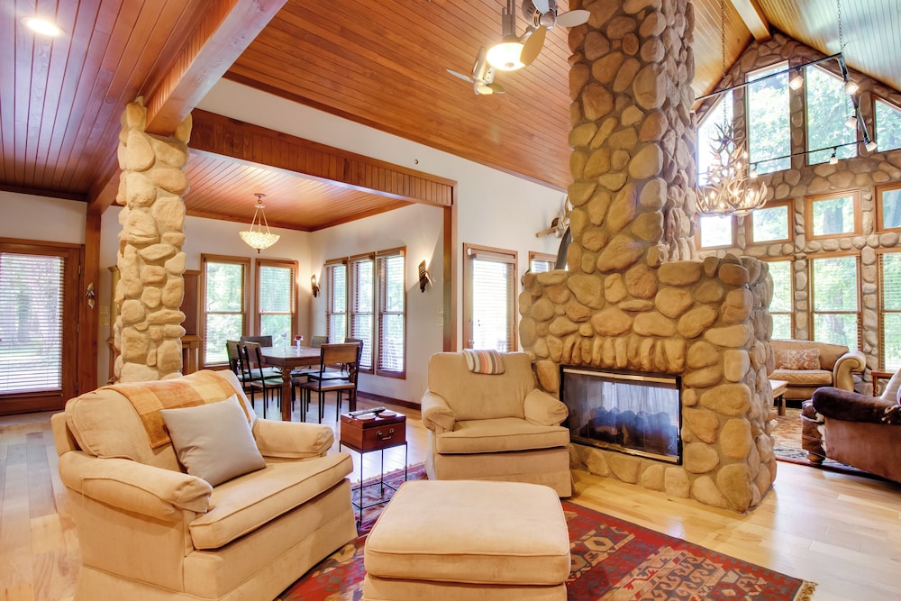White River Access & Views: Retreat w/ Shared Dock