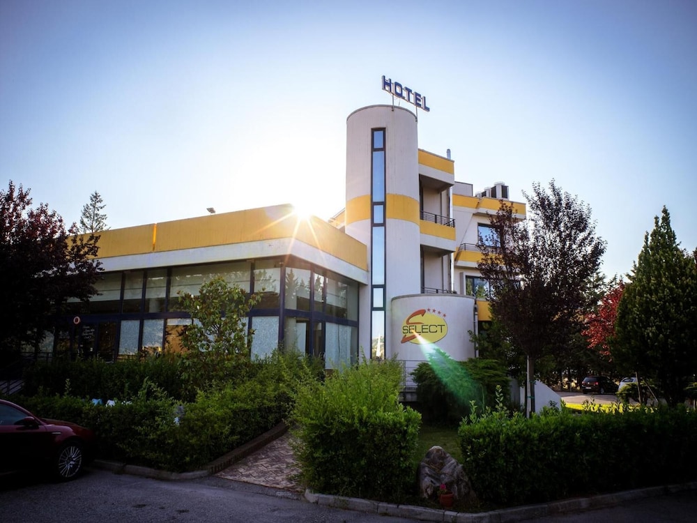 Hotel Select Wellness & Spa