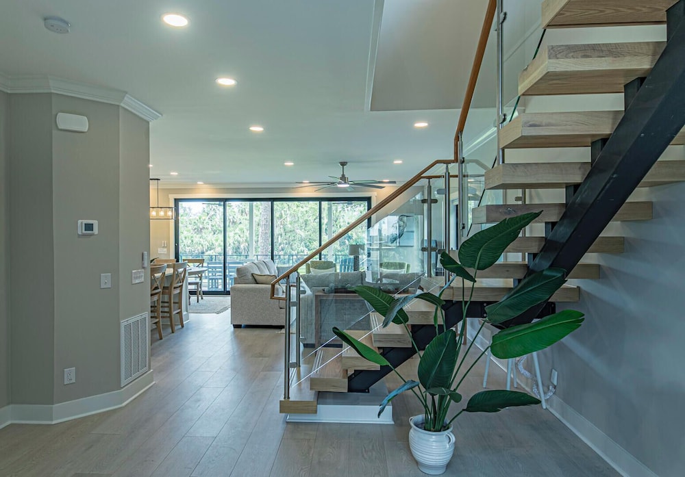 Experience Modern Coastal Living in This Beautifully Designed 4-bed, 4-bath Home