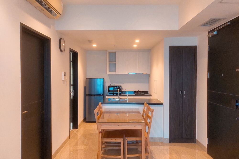 Elegant 1Br Apartment At Branz Bsd City