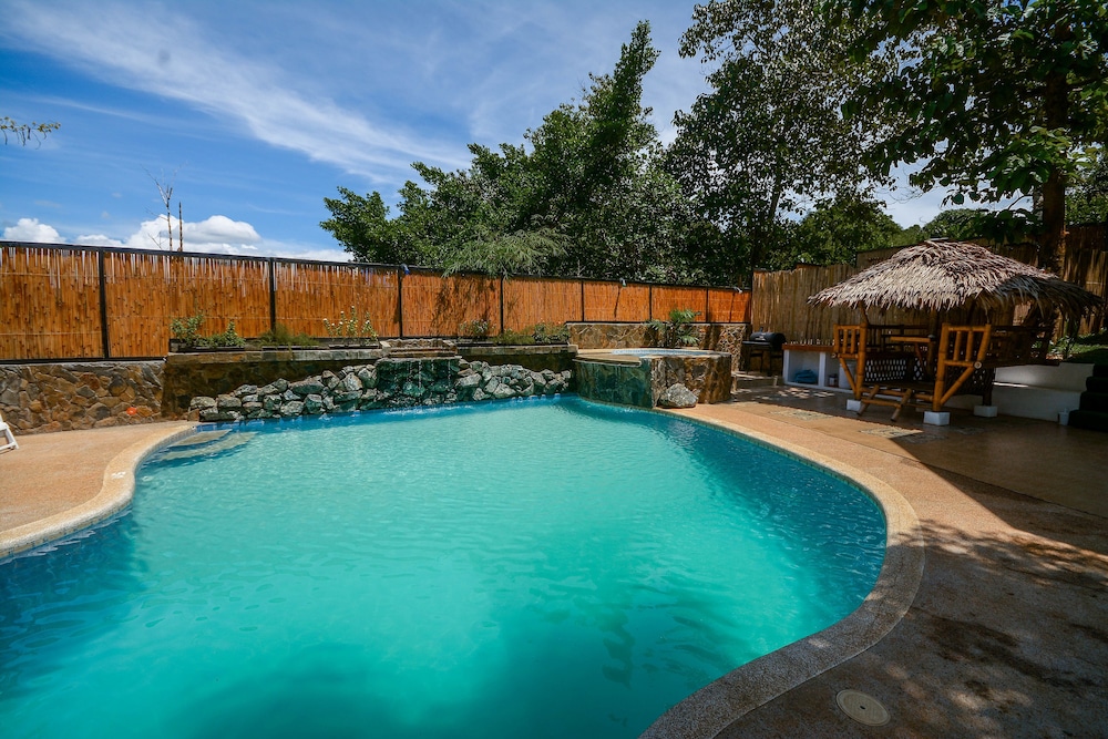 Hilltop Pool and Villa