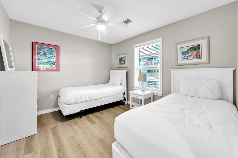 Beachside Villas 523