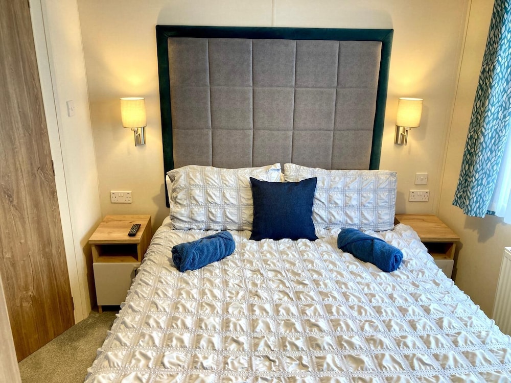 Luxurious Comfort at 102, Duckpool Lodge in Bude