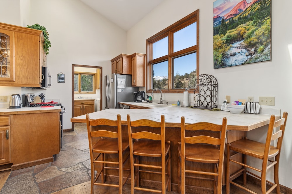 Cascade Mountain Home By Estes Park Homes 6 Bedroom Home