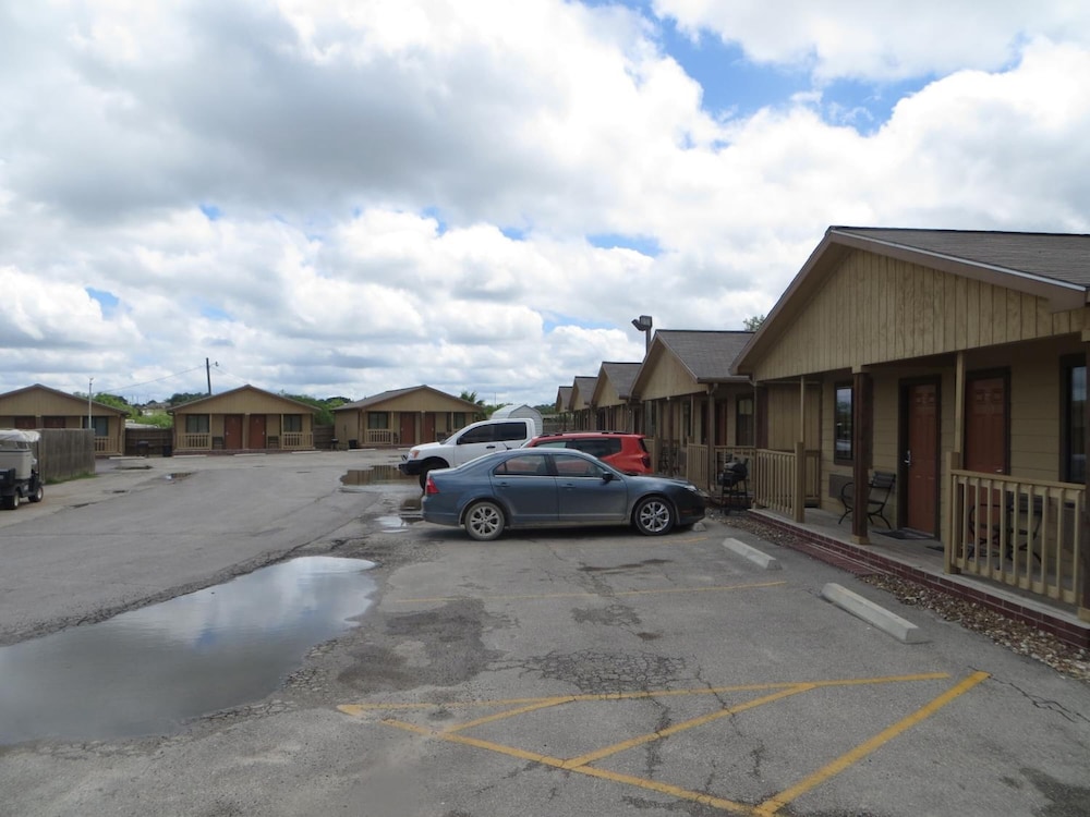 Kenedy Country Inn view 3