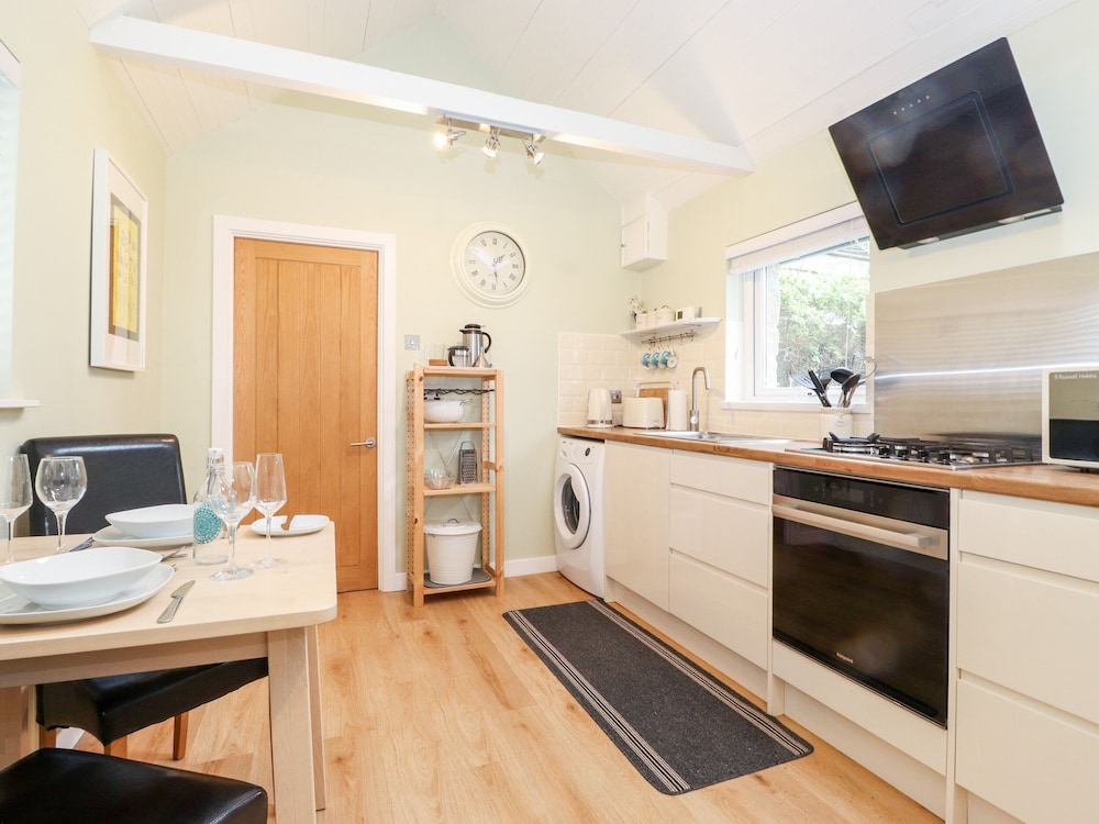Canny Cottage