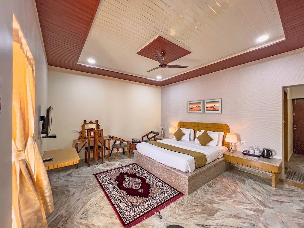 Desert Valley Resort
