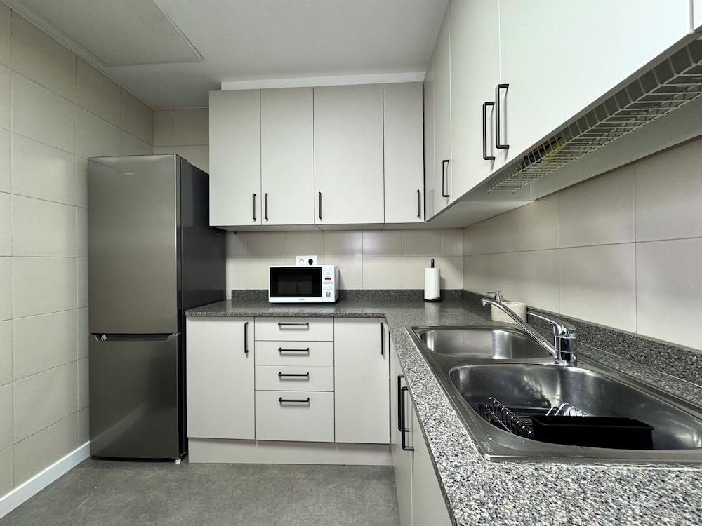Anais Apartments by gaiarooms