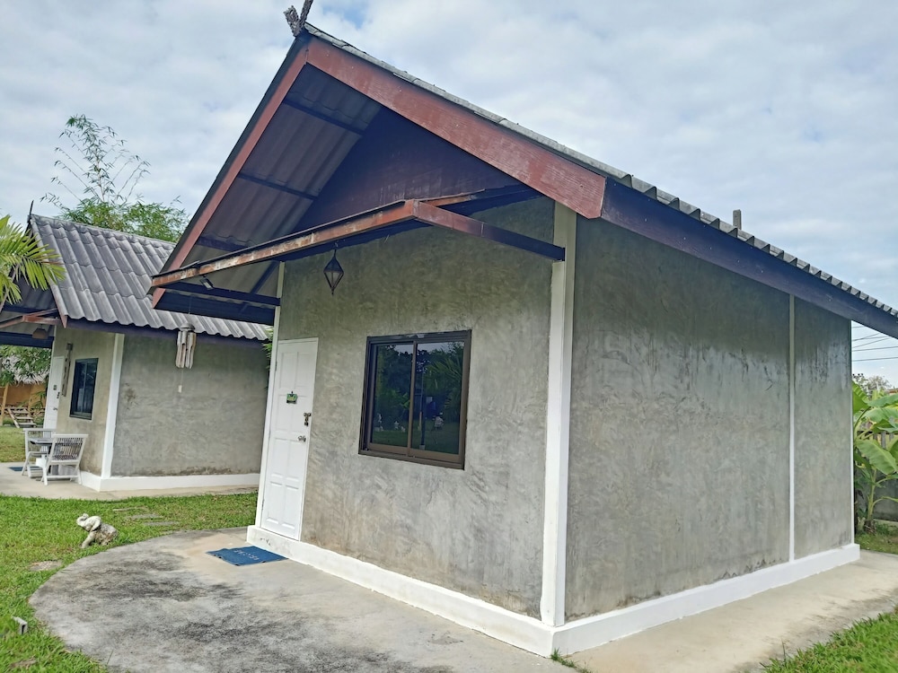 The Forest Hill Cafe & Homestay