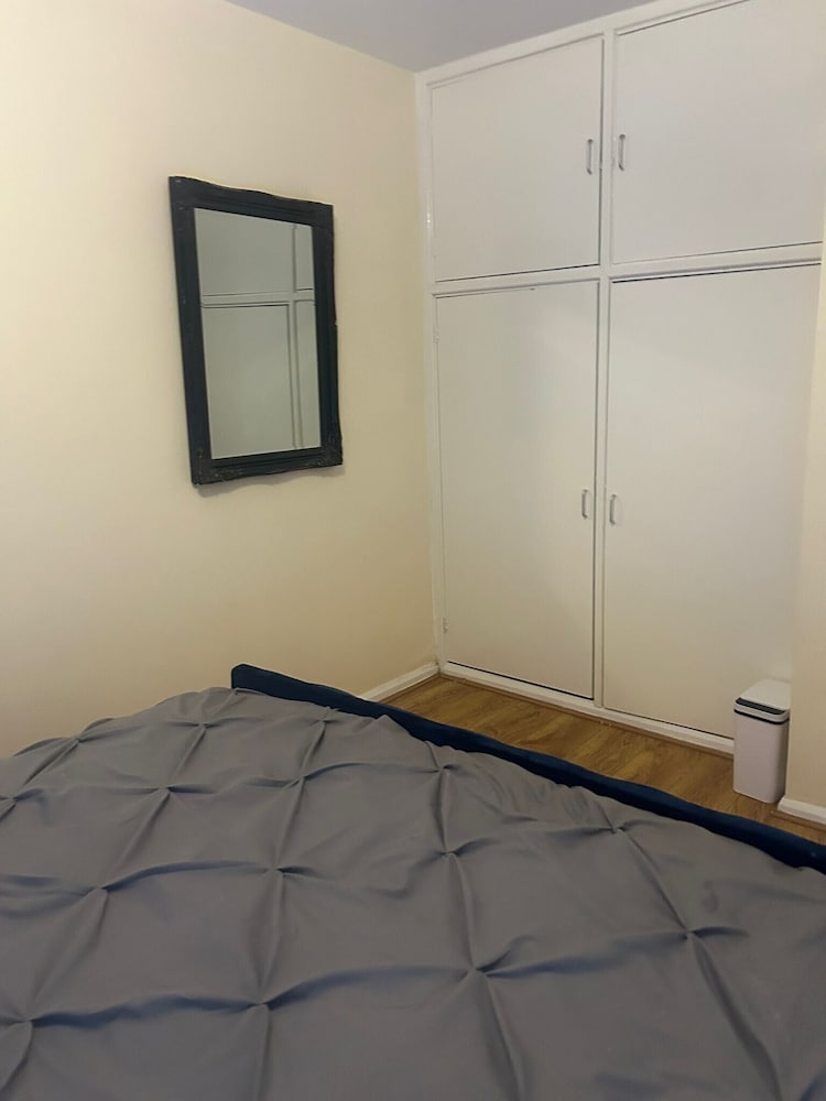 Manchester Chic Apartment - Boundary Lane Stay