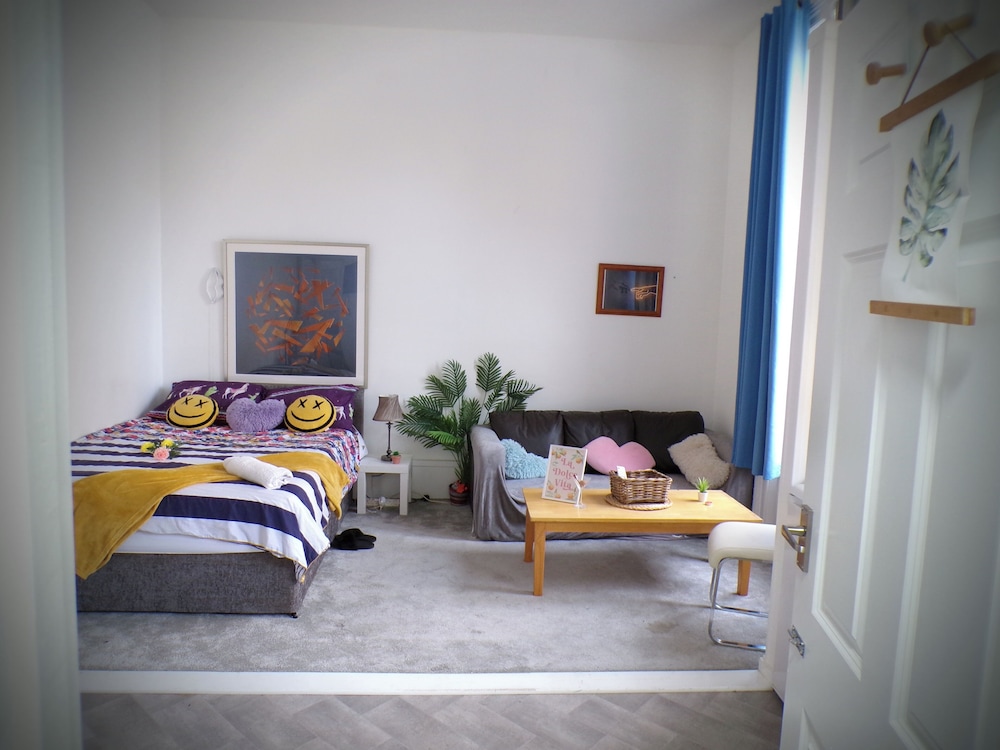 Apartmentsleeps4-west Kensington-petsok-parking