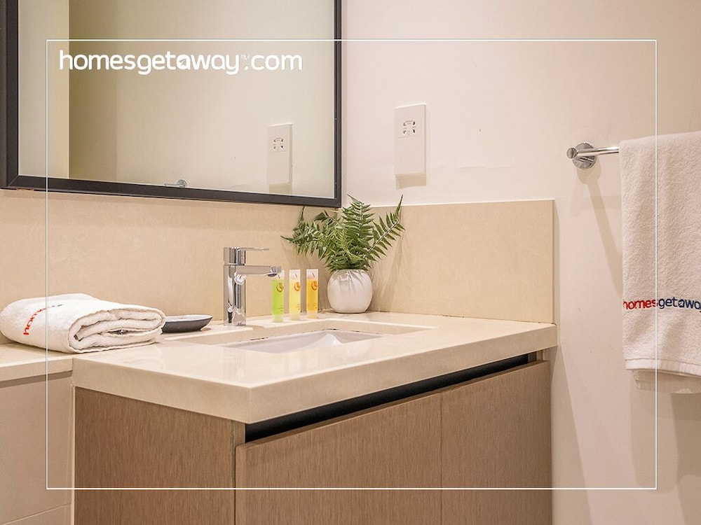 Chic 1BR Burj Crown Boulevard View