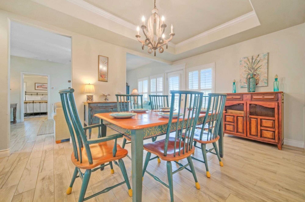 2 Homes, Sleeps 22 Steps to the Beach, Private Pool, Fire Pit, Balcony Views