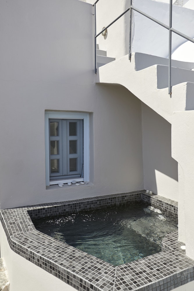Amaya Selection of Villas