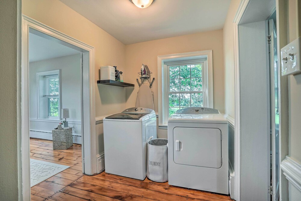 Upscale Country Home w/ Fire Pit in Taneytown! - Property Image 7