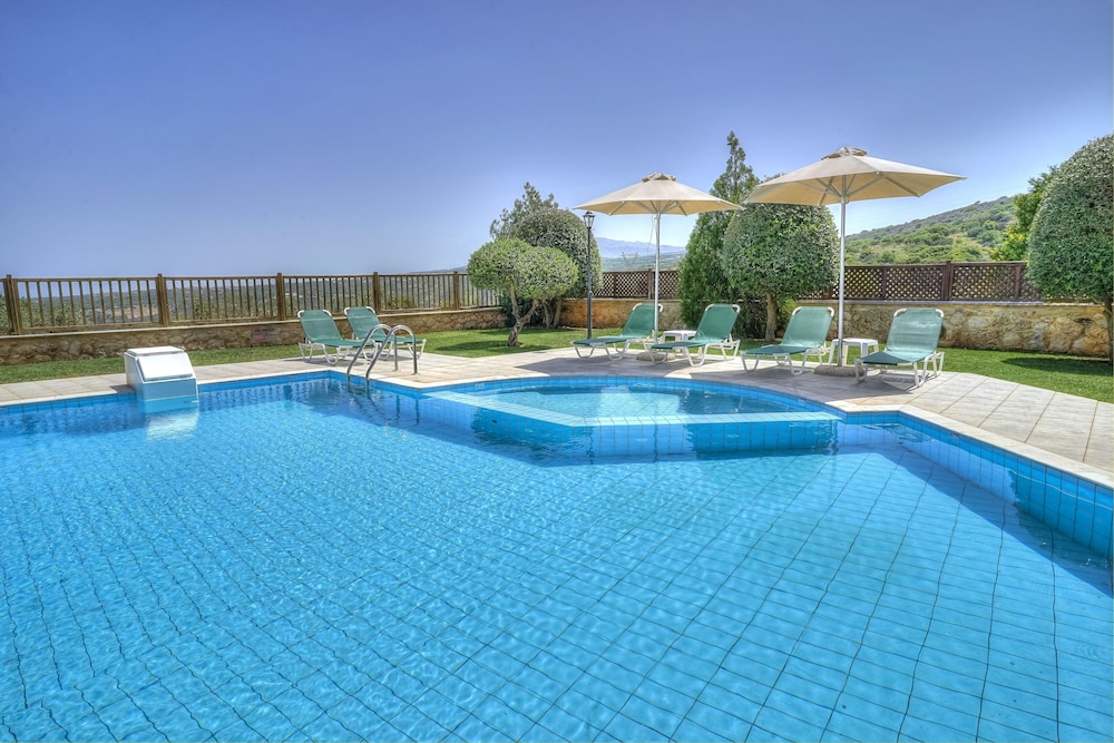Gerani Villas