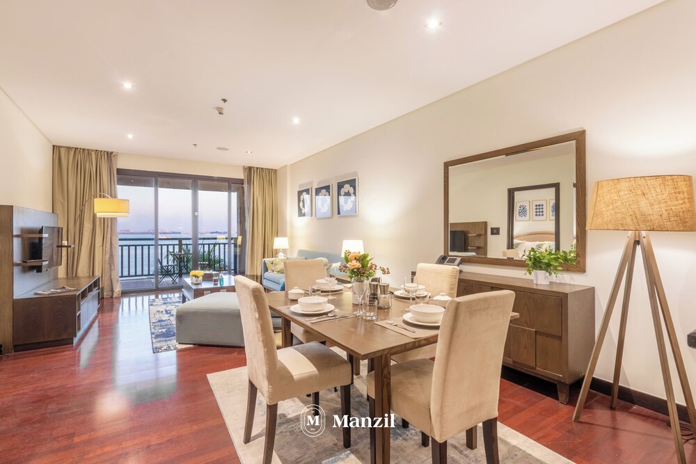 Manzil - 1BR in Palm with Sea View