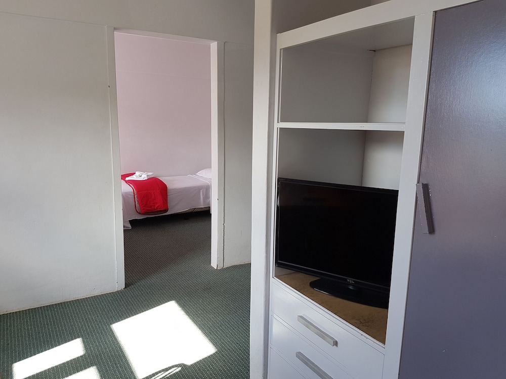 The Menai Hotel Motel