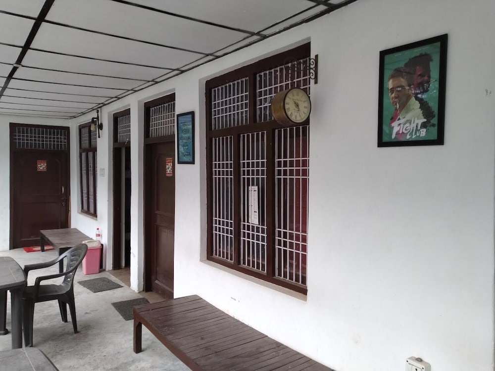 International Youth Club - Hostel