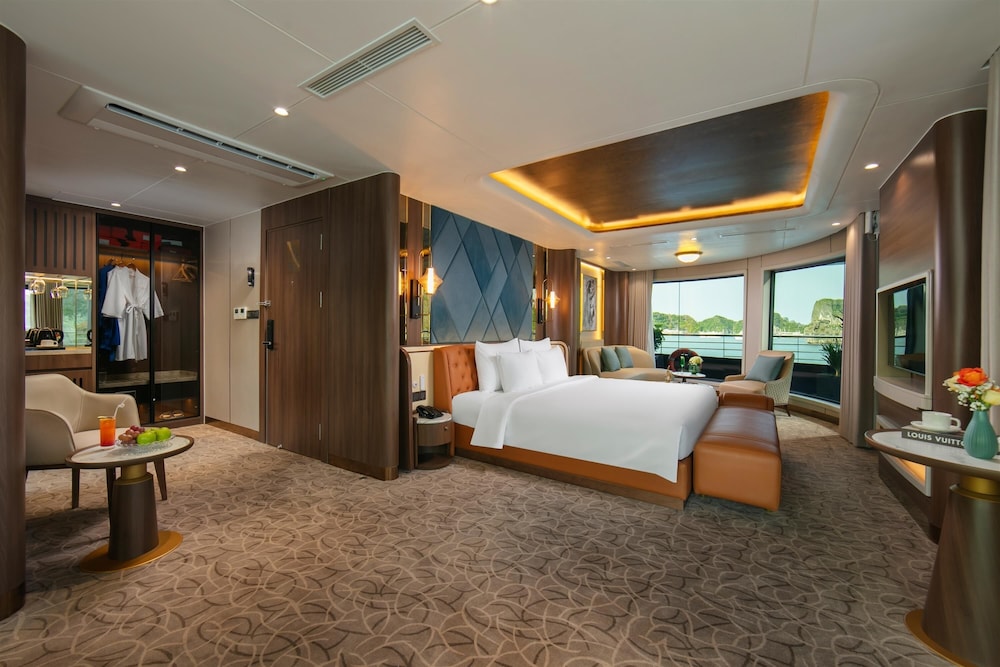 Calista Luxury Cruise