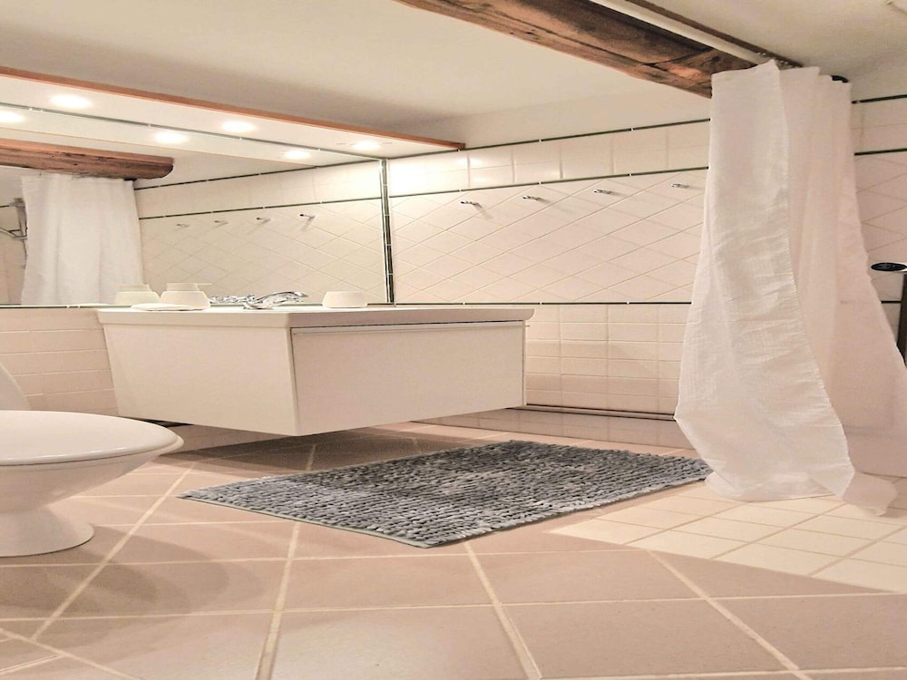 5 Star Holiday Home in Ronne