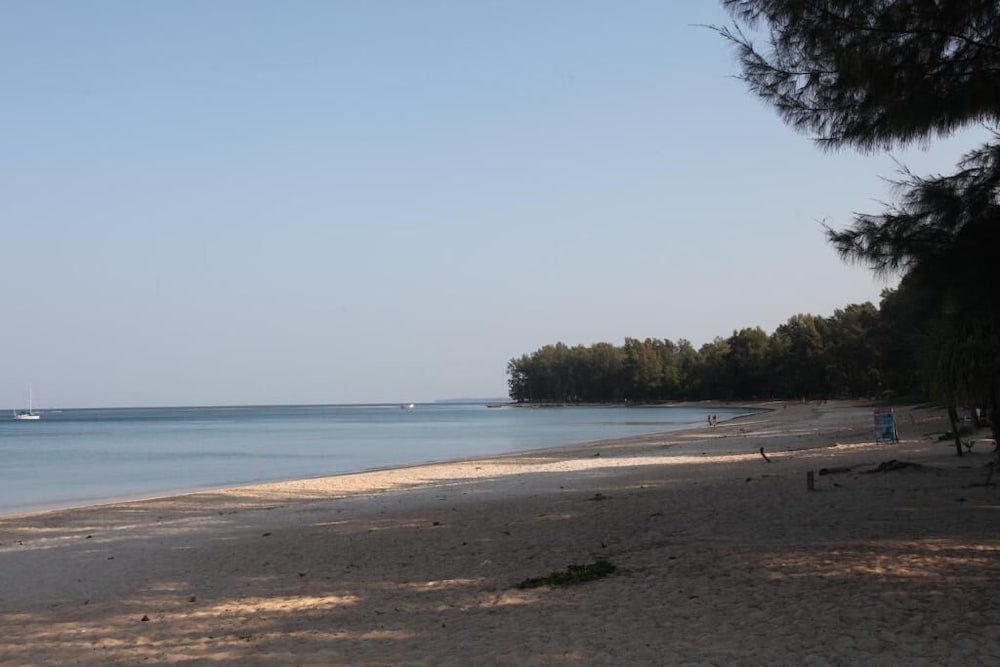 Naiyang Seaview Place