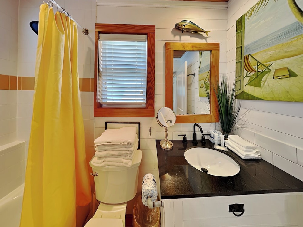 Beach-Inn by Silver Sands Vacation Rentals
