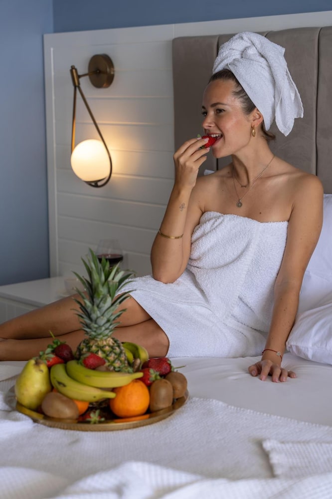 Un Amor Otel (+16) - Image 11