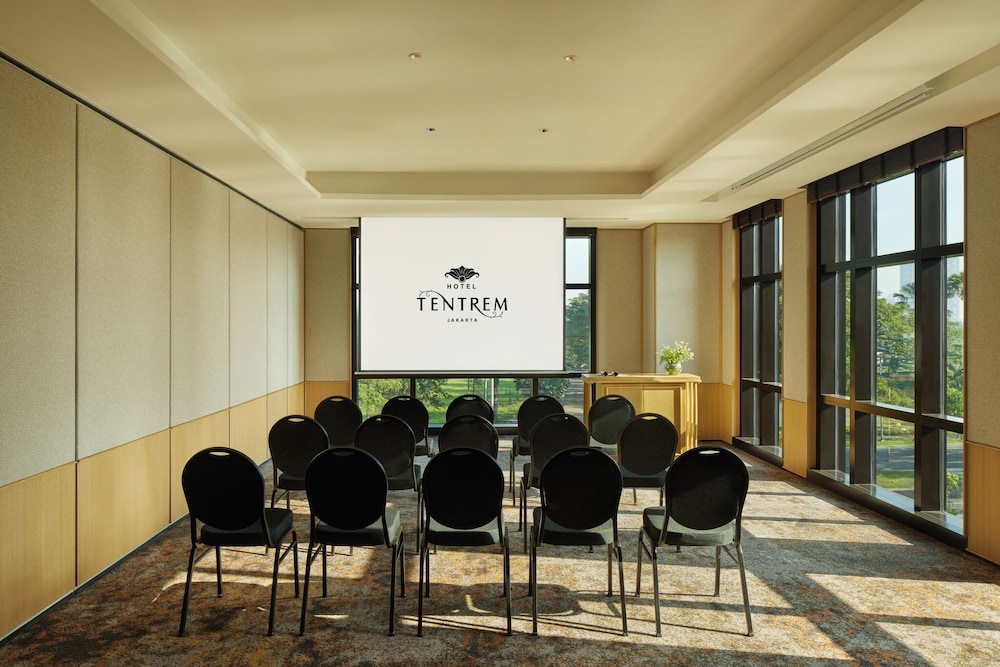 Hotel Tentrem Jakarta 48