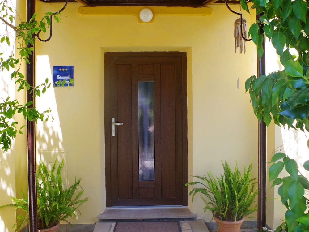 Comfortable Apartment Near the sea view 3