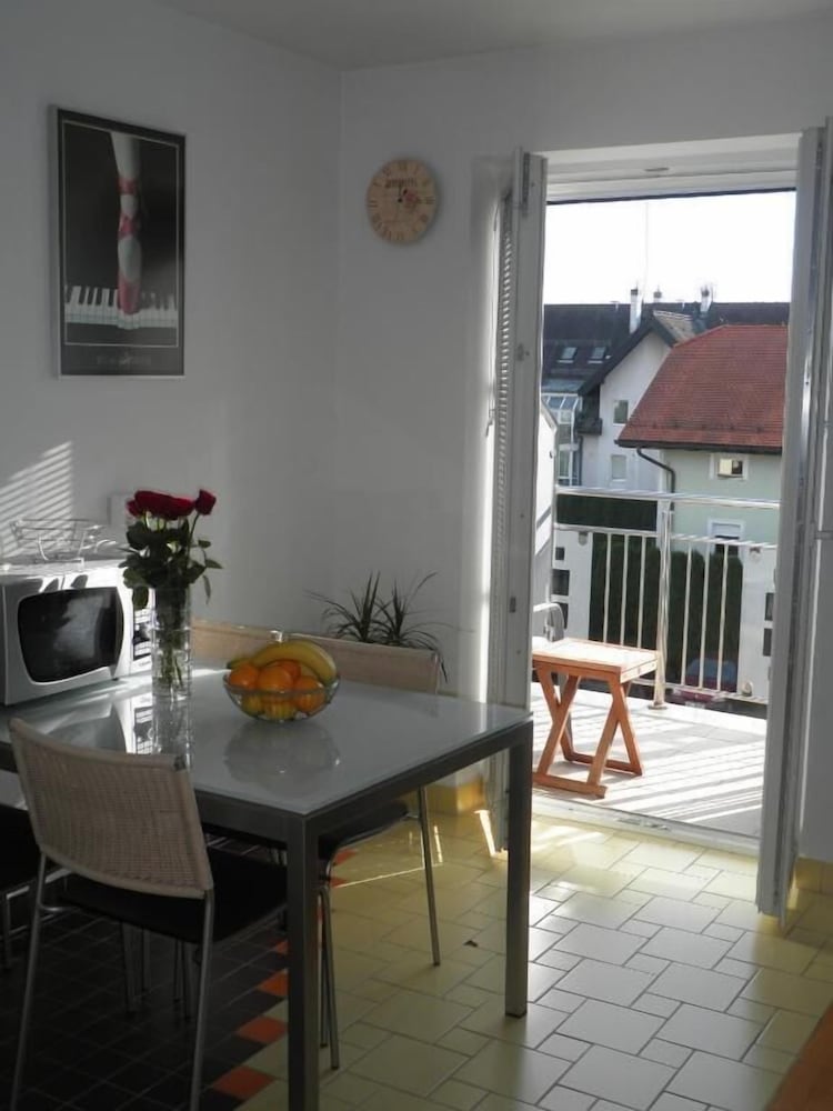 Apartments and Rooms Oliviers