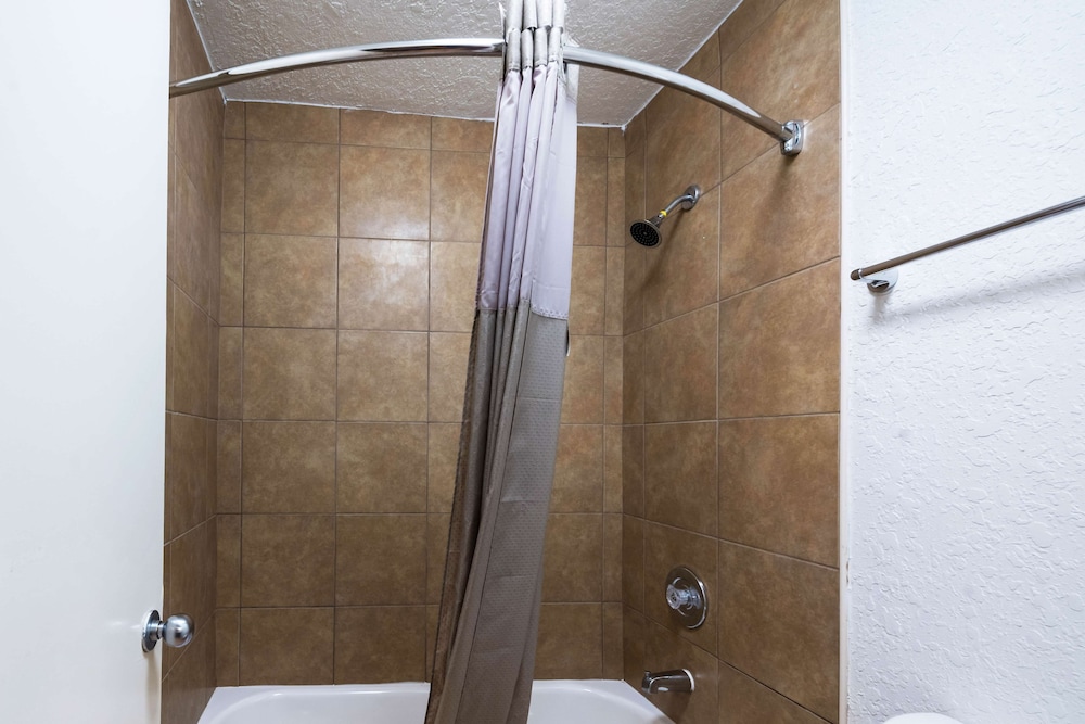 Studio 6 Irving, TX - Irving DFW Airport East